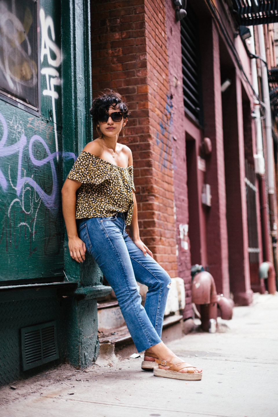 moonrise_district-american_eagle-cropped_blue_jeans-23